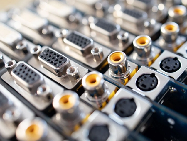 Conectores de equipo audiovisual